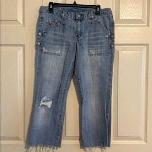 Abercrombie & Fitch Women Light Blue Denim distressed cropped Jean size 10